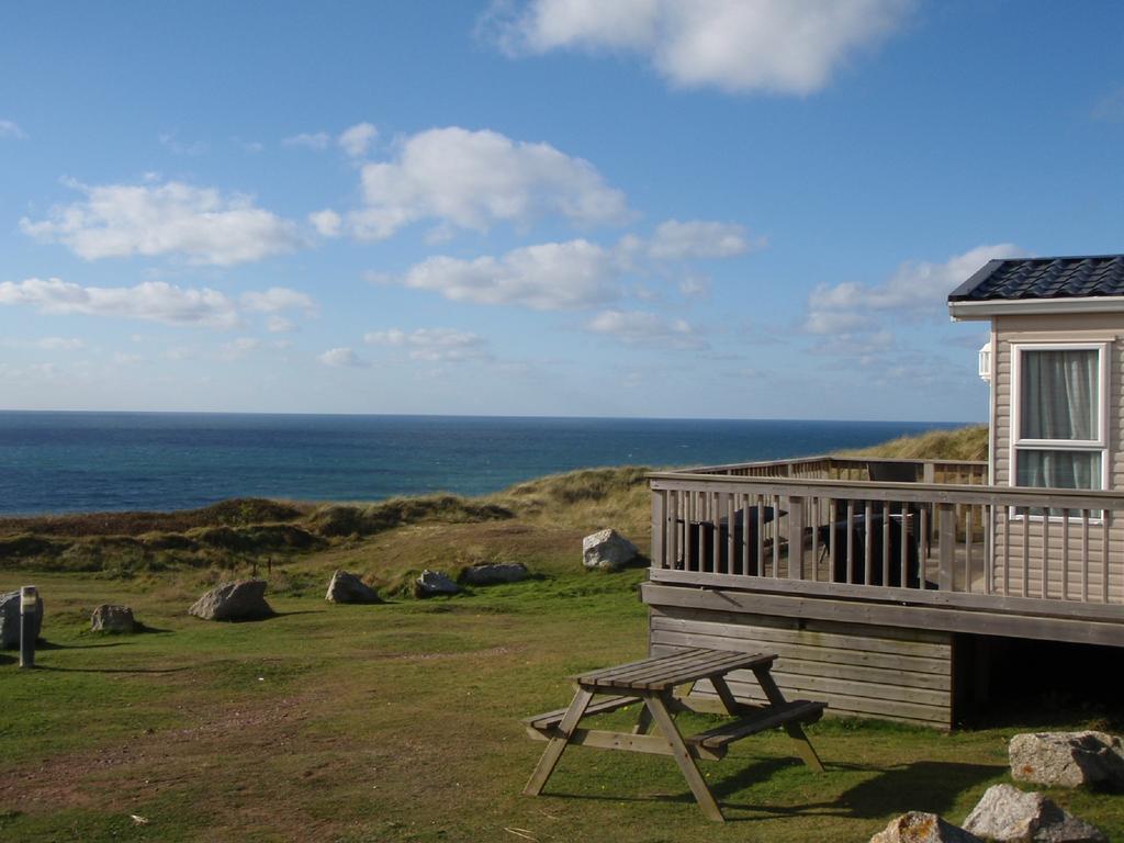 Holidays At Perran Sands Holiday Park Perranporth Esterno foto