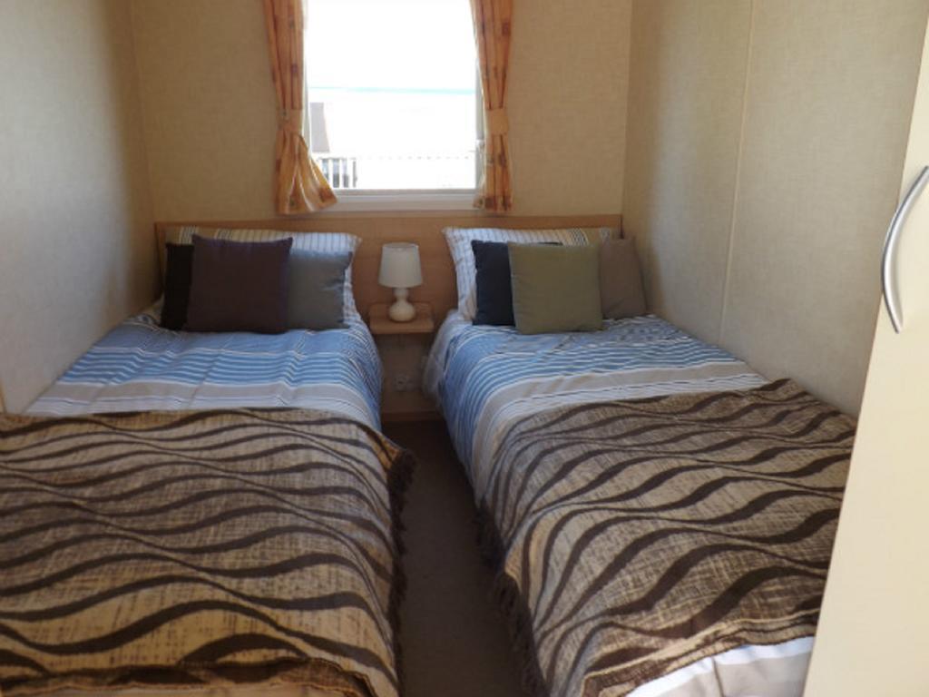 Holidays At Perran Sands Holiday Park Perranporth Esterno foto