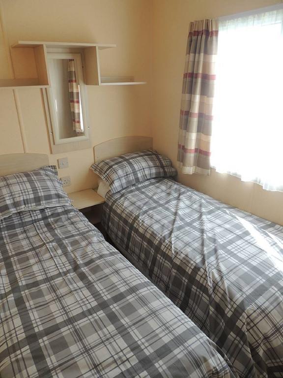 Holidays At Perran Sands Holiday Park Perranporth Esterno foto